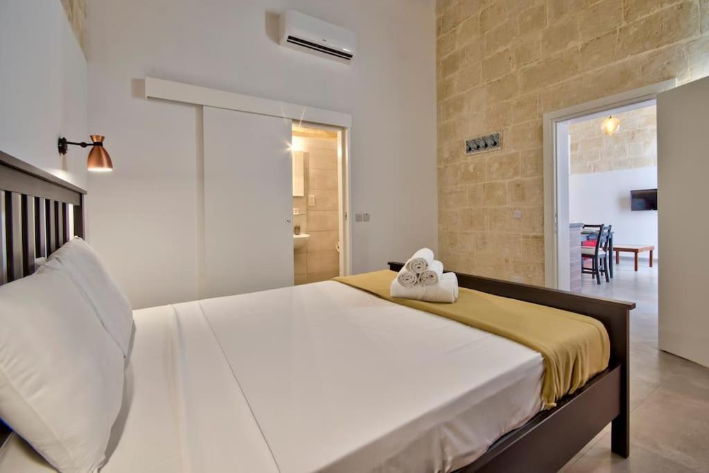 Vallettastay Old Lodge Apartment 3 Buitenkant foto
